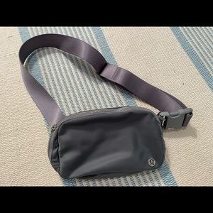 Lululemon Everywhere Belt Bag